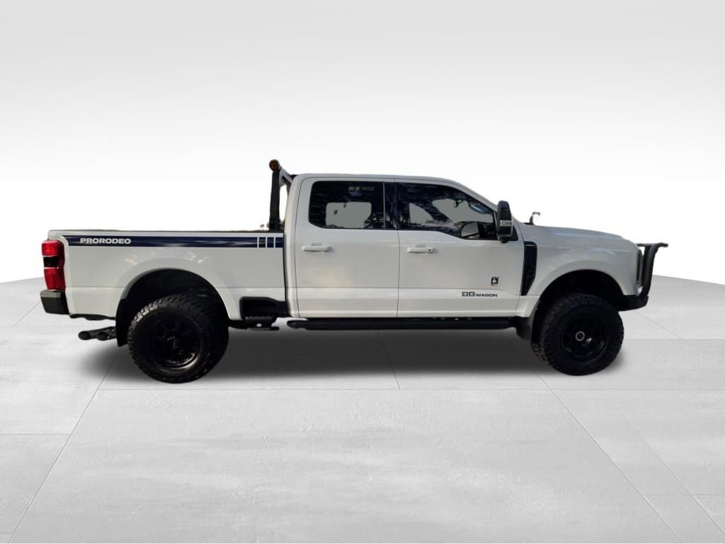 Used 2025 Ford F250 Lariat w/ Lariat Ultimate Package image 3