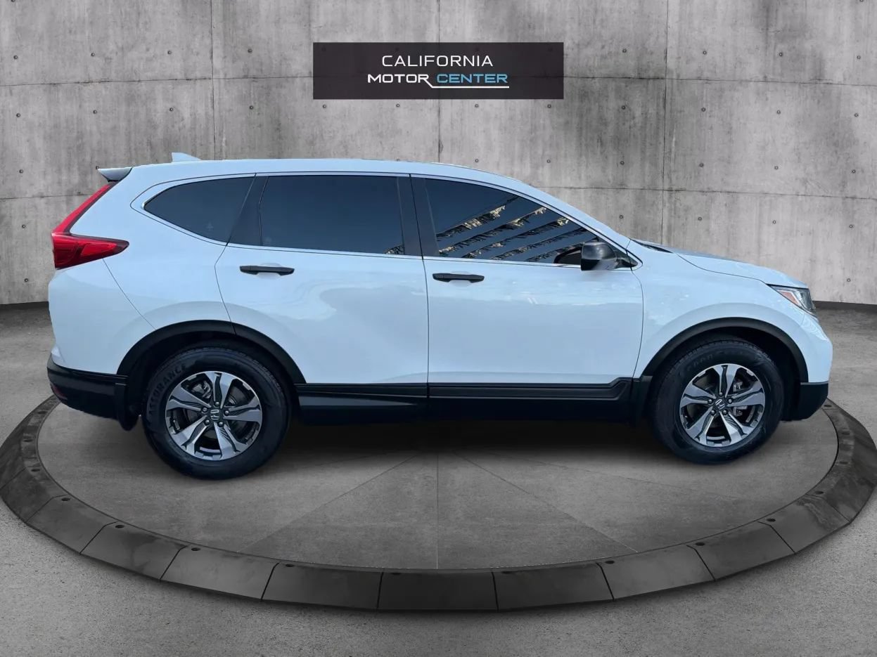 Used 2019 Honda CR-V LX image 4