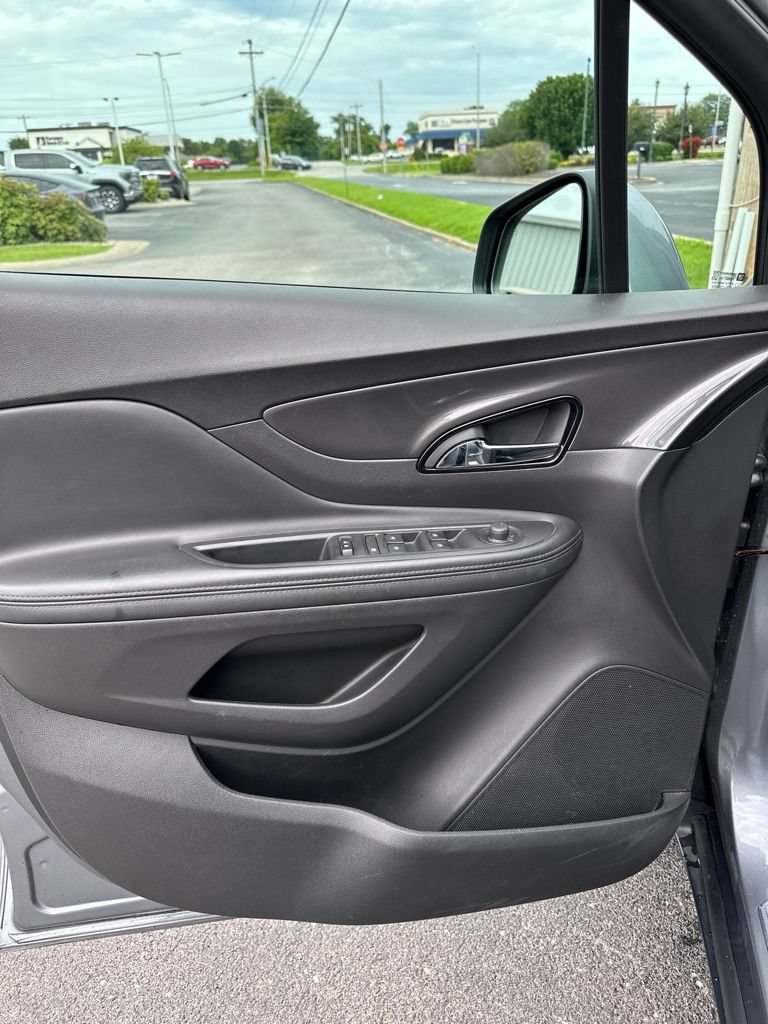 Used 2019 Buick Encore Sport Touring w/ Safety Package FWD image 12