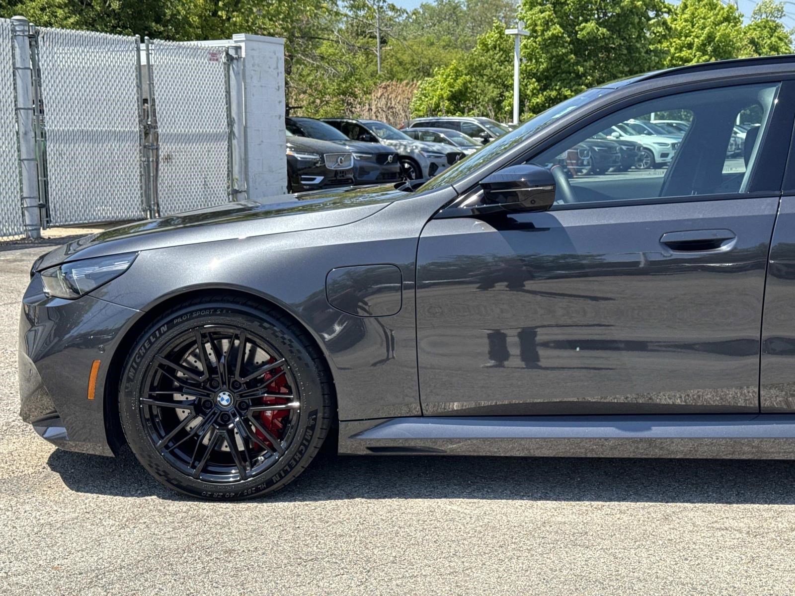 Used 2026 BMW M5 Touring AWD/4WD image 12