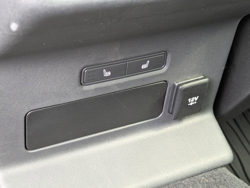 Used 2020 Land Rover Range Rover Velar R-Dynamic S image 27