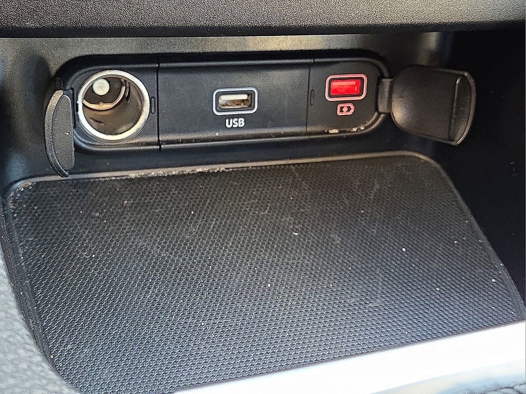 Used 2024 Kia Forte LXS image 28