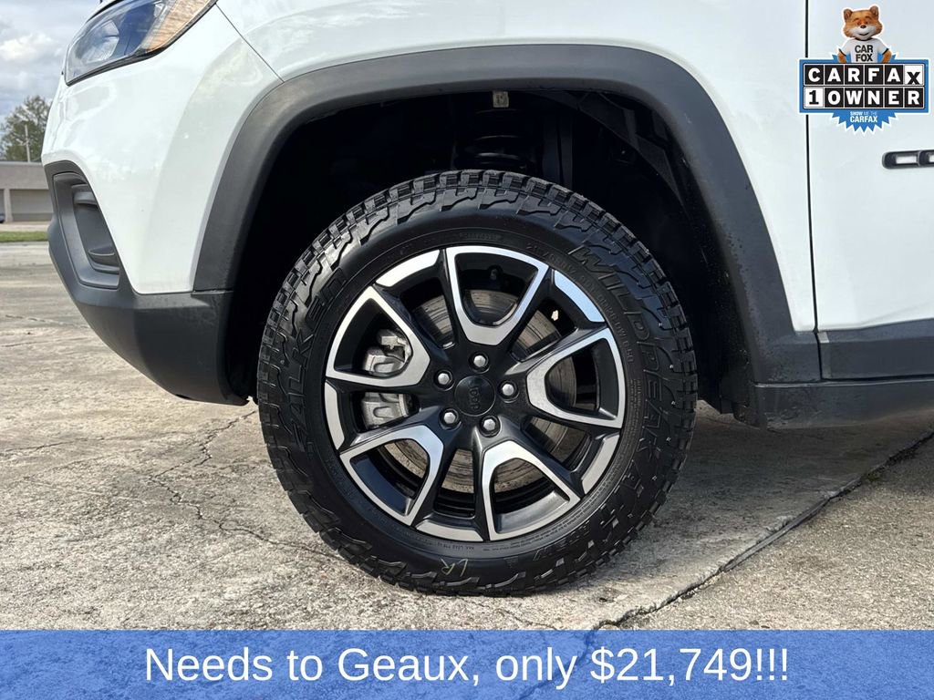 Used 2024 Jeep Compass Trailhawk image 6