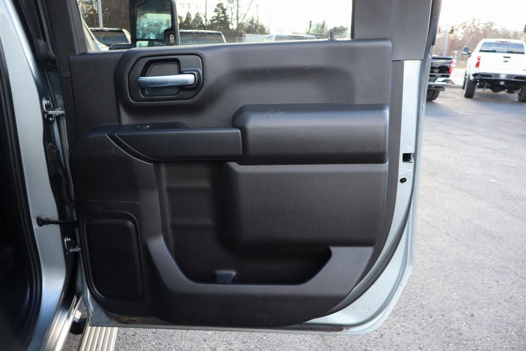 Used 2024 Chevrolet Silverado 2500 Custom w/ Custom Value Package image 23