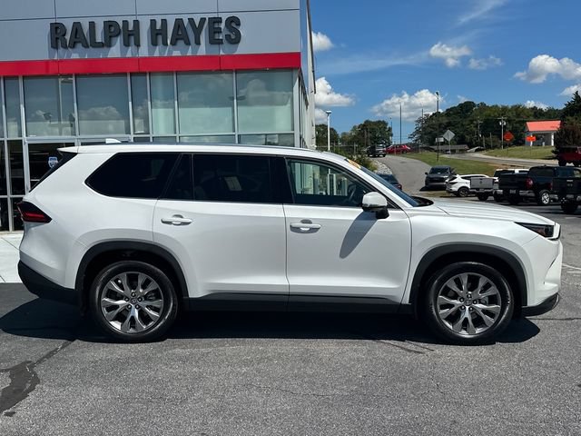 Used 2025 Toyota Grand Highlander AWD Hybrid image 2