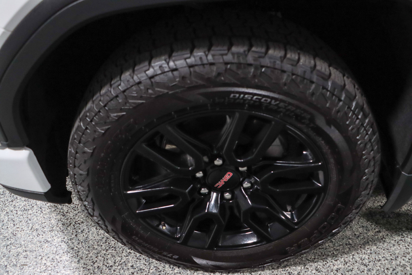 Used 2023 GMC Sierra 1500 Elevation image 11