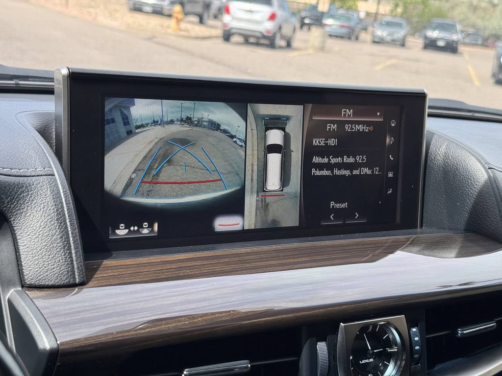 Used 2018 Lexus LX 570 4WD image 23