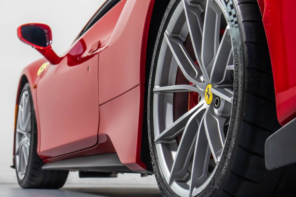 Used 2019 Ferrari 488 Pista Coupe image 29