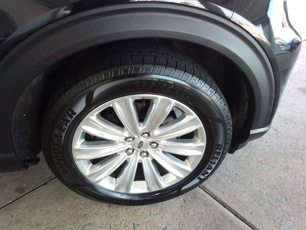 Used 2020 Ford Explorer Limited AWD/4WD image 33