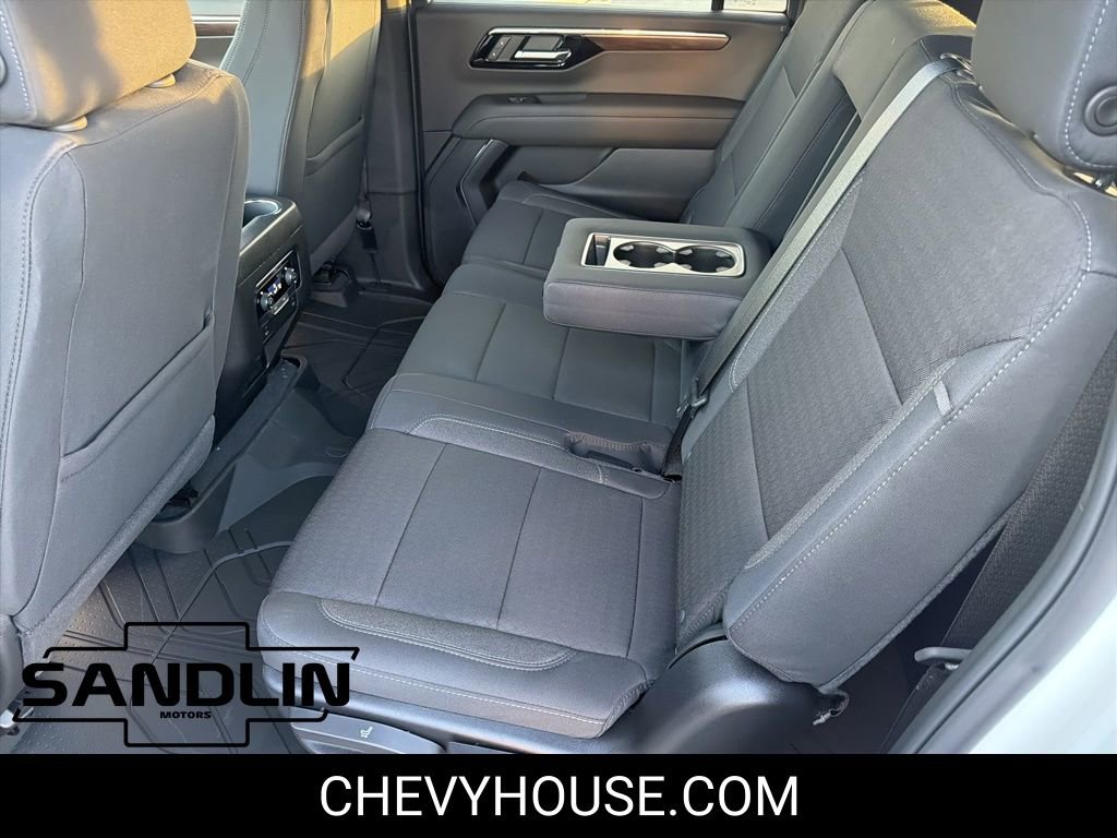 New 2026 Chevrolet Suburban LS image 20