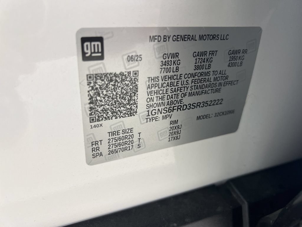 New 2025 Chevrolet Suburban Premier AWD/4WD image 32