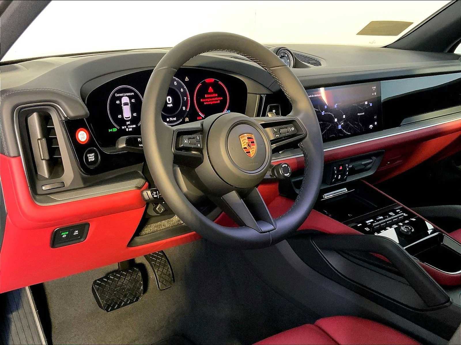 New 2026 Porsche Cayenne AWD/4WD image 4