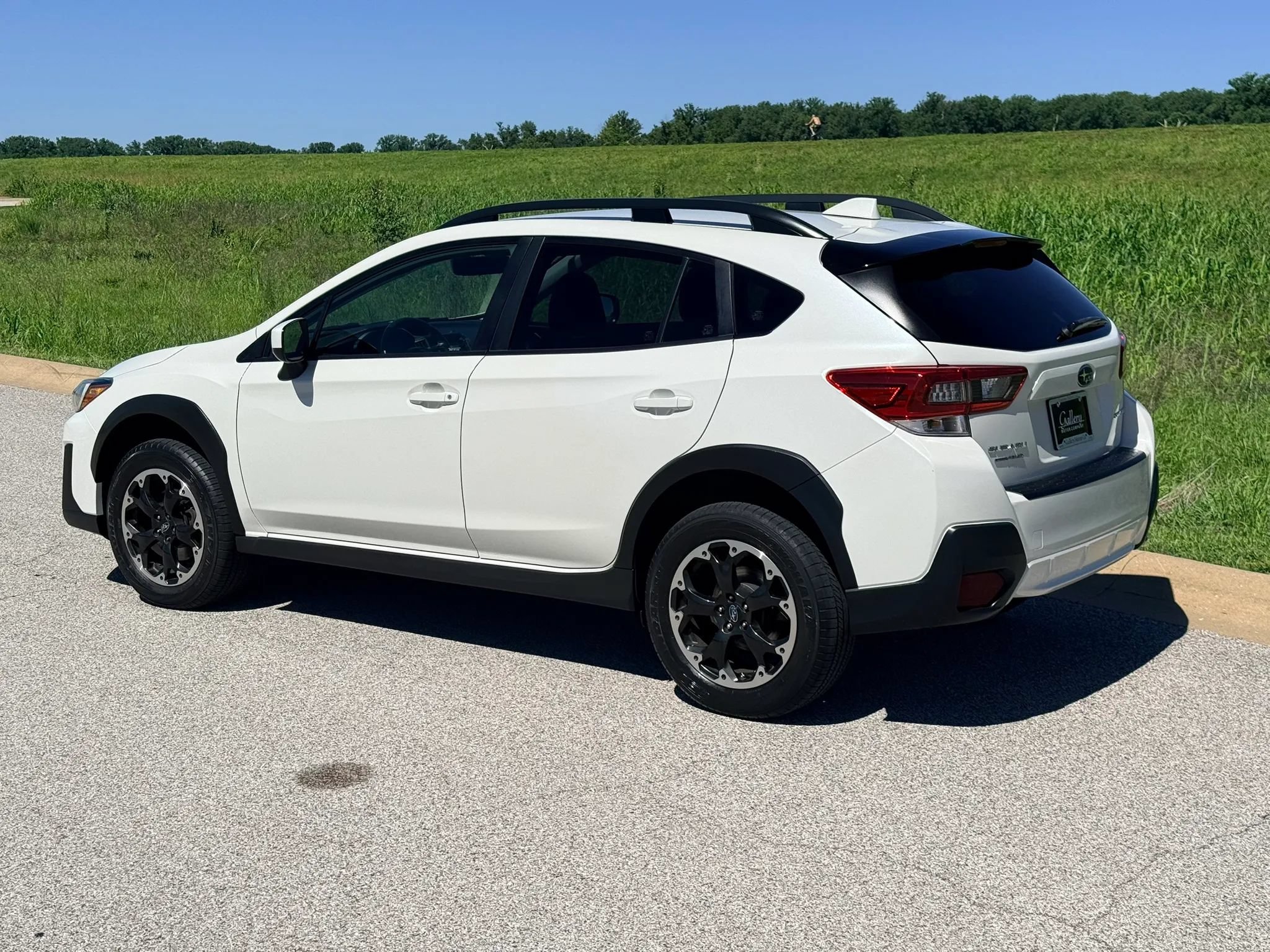 Used 2021 Subaru Crosstrek 2.0i Premium AWD/4WD image 16