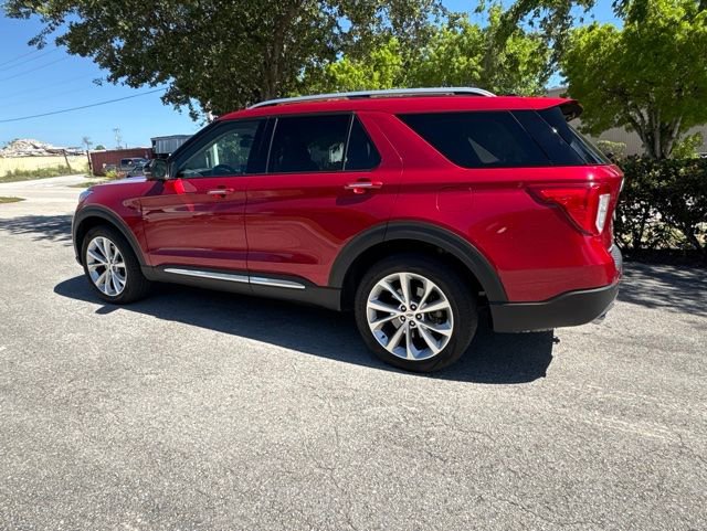 Used 2022 Ford Explorer Platinum w/ Technology Package AWD/4WD image 6