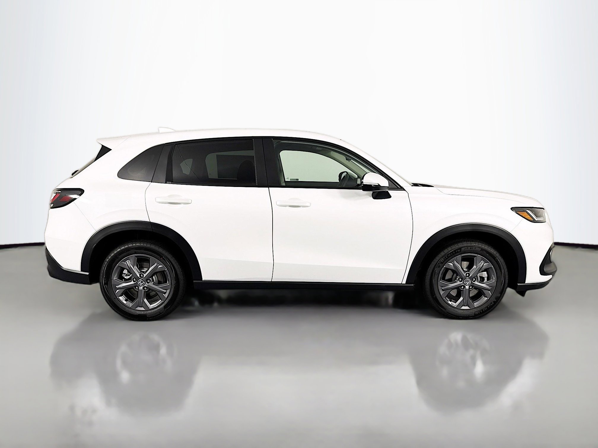 New 2027 Honda HR-V LX image 4