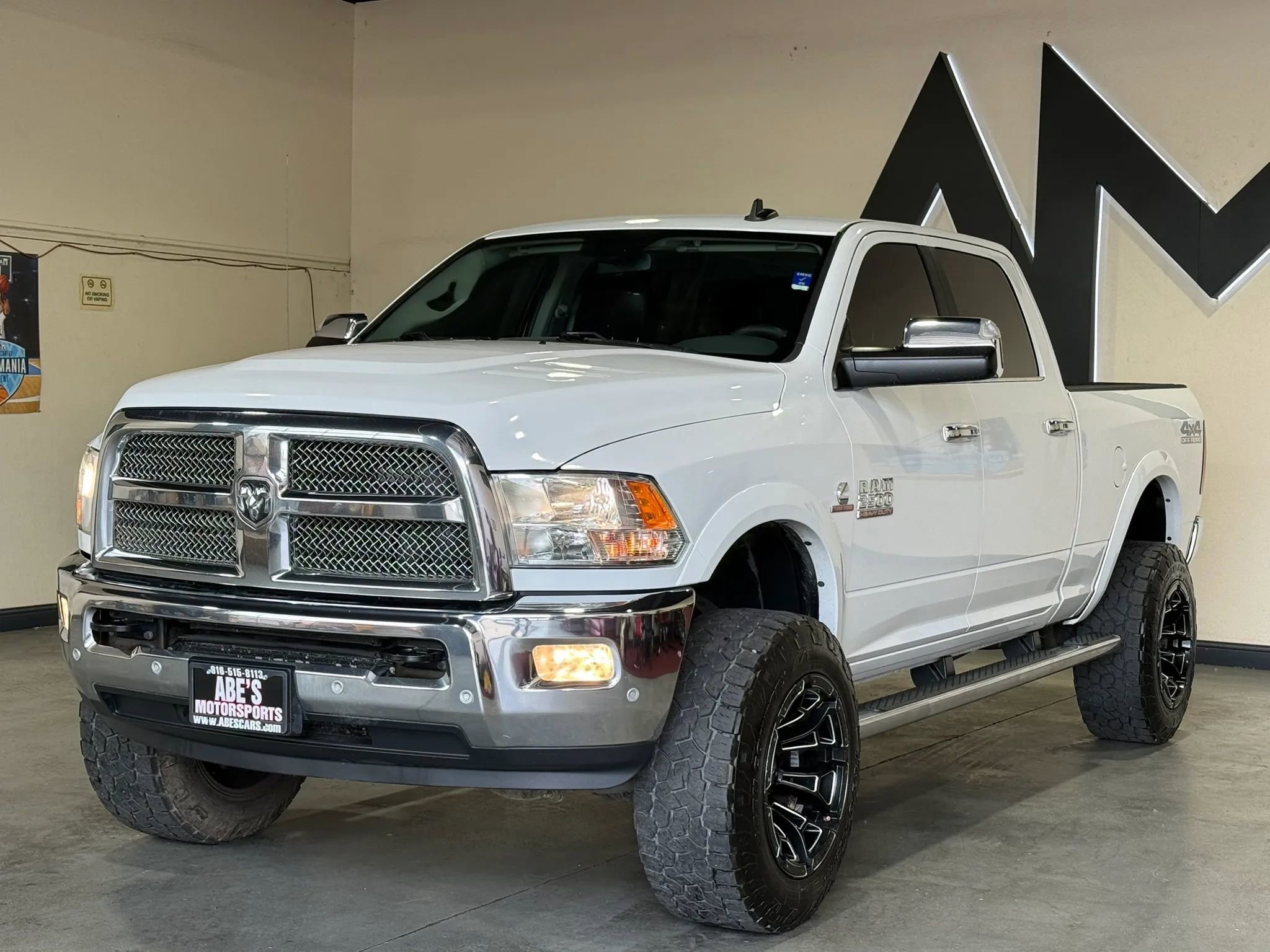 Used 2018 RAM 2500 Lone Star AWD/4WD image 1