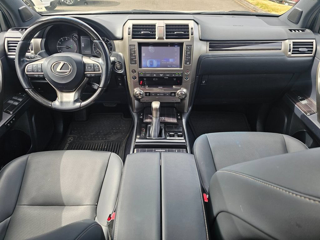 Used 2021 Lexus GX 460 Premium w/ Premium Package AWD/4WD image 9
