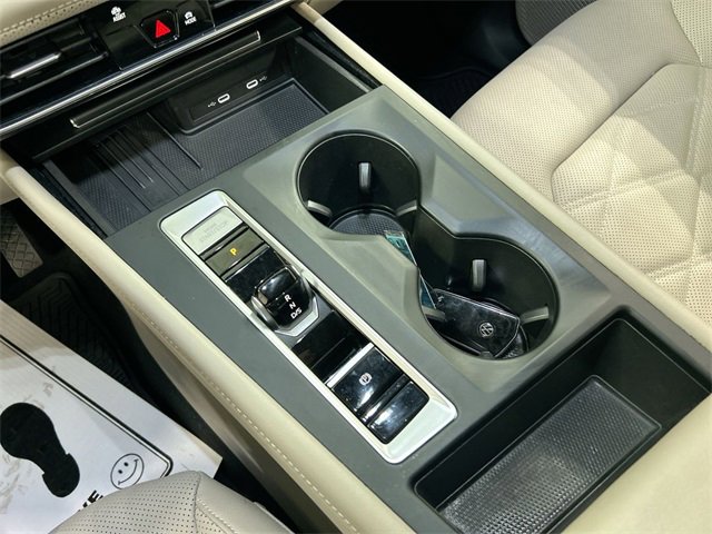 Certified 2025 Volkswagen Atlas SE image 23