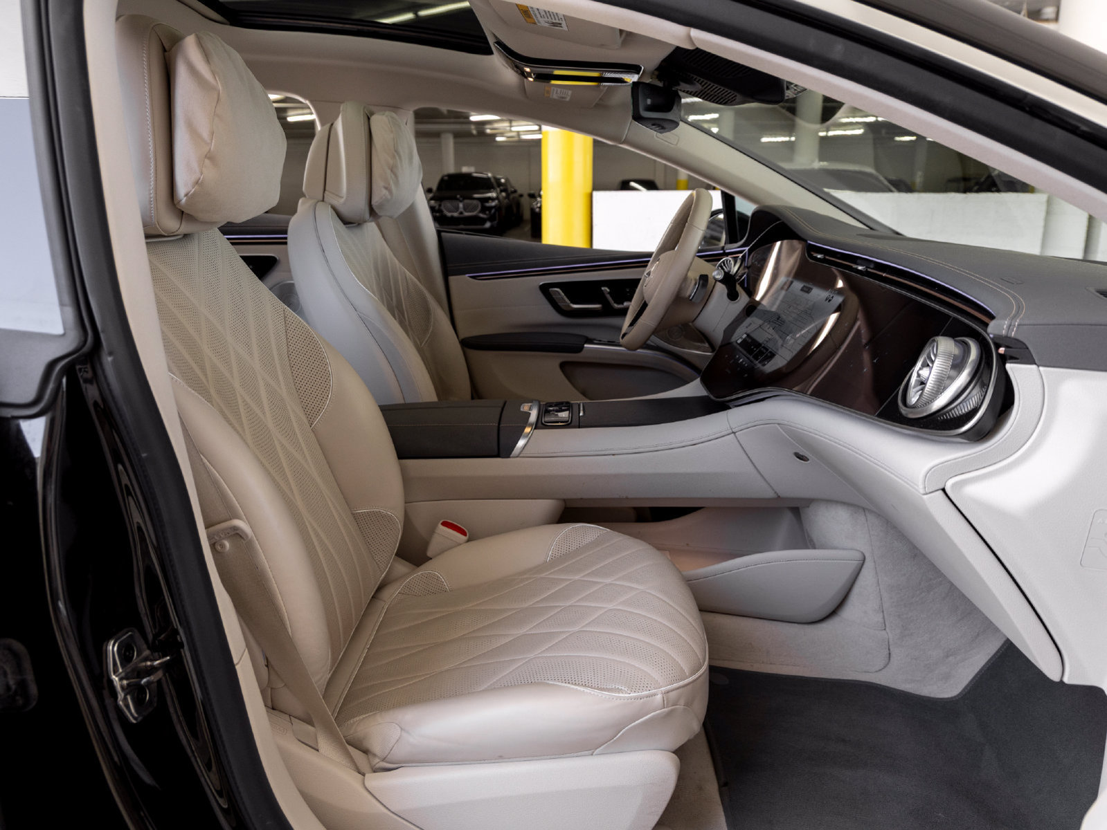 Certified 2023 Mercedes-Benz EQS 580 4MATIC Sedan image 29