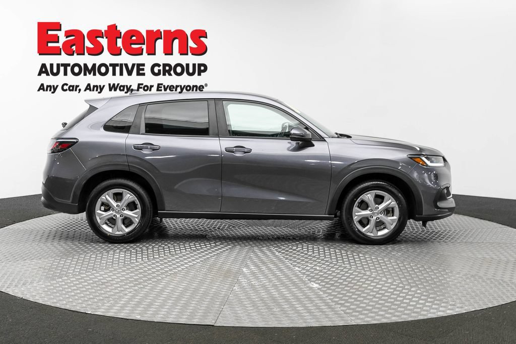 Used 2023 Honda HR-V LX image 4