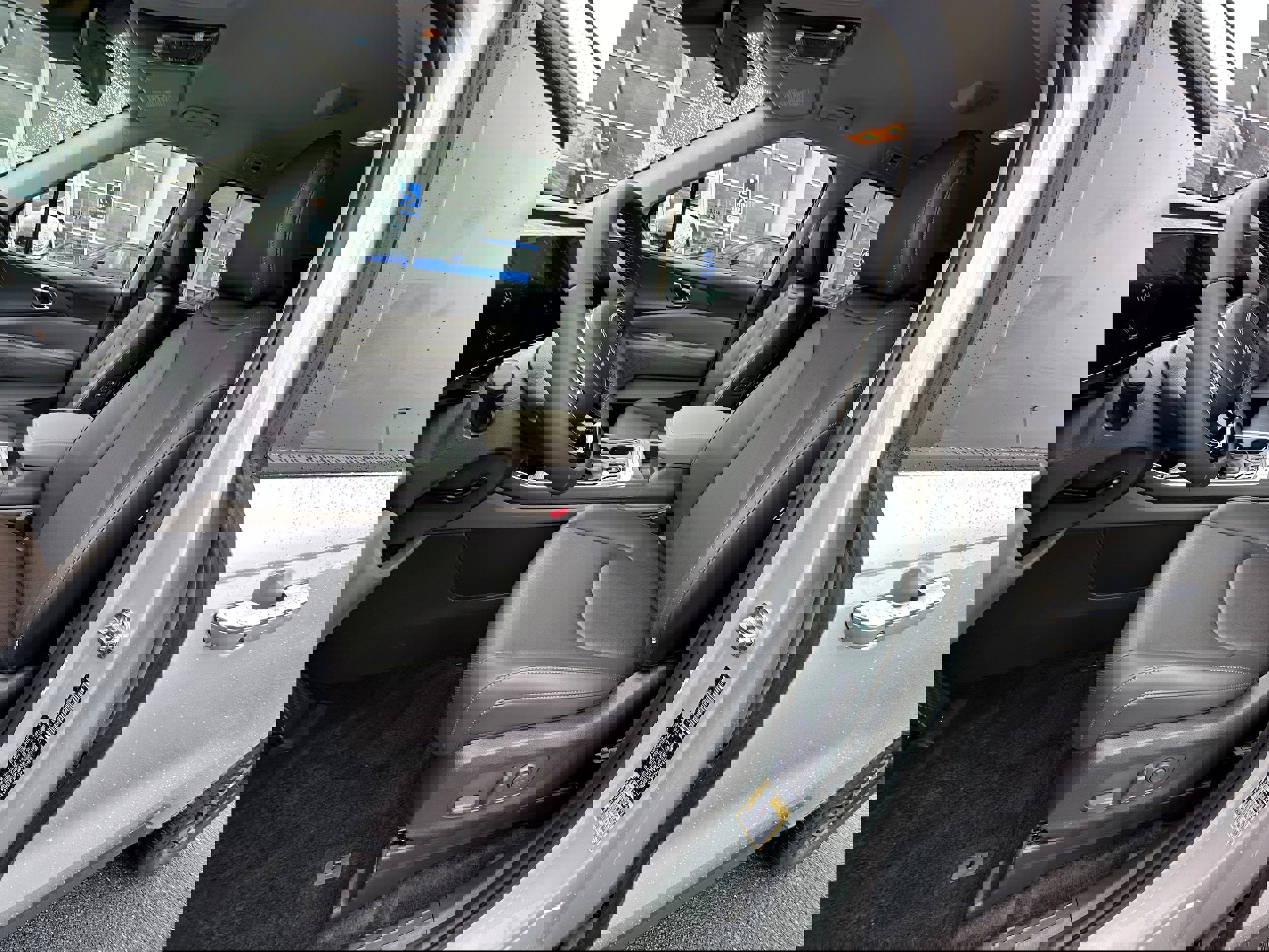 New 2026 Kia Carnival EX image 28