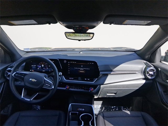 Used 2025 Chevrolet Equinox LT w/ Convenience Package II image 10