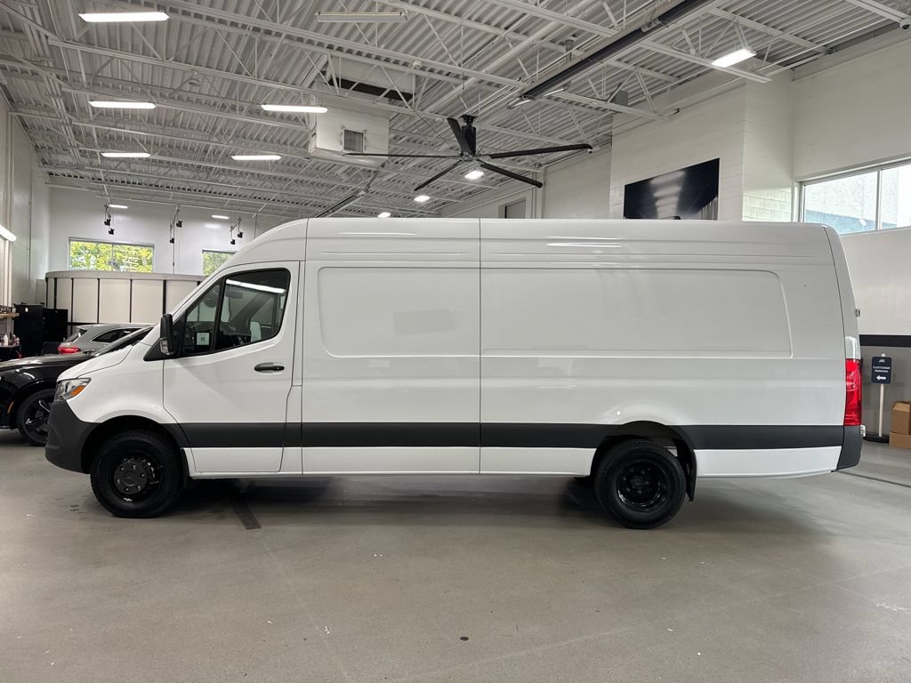 New 2025 Mercedes-Benz Sprinter 3500 image 2