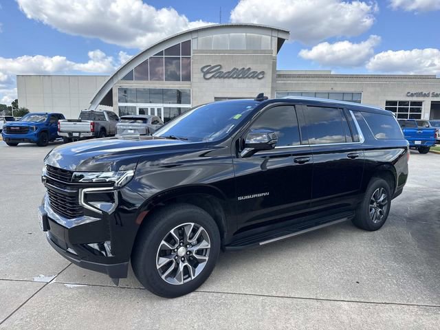 Used 2024 Chevrolet Suburban LT w/ Luxury Package