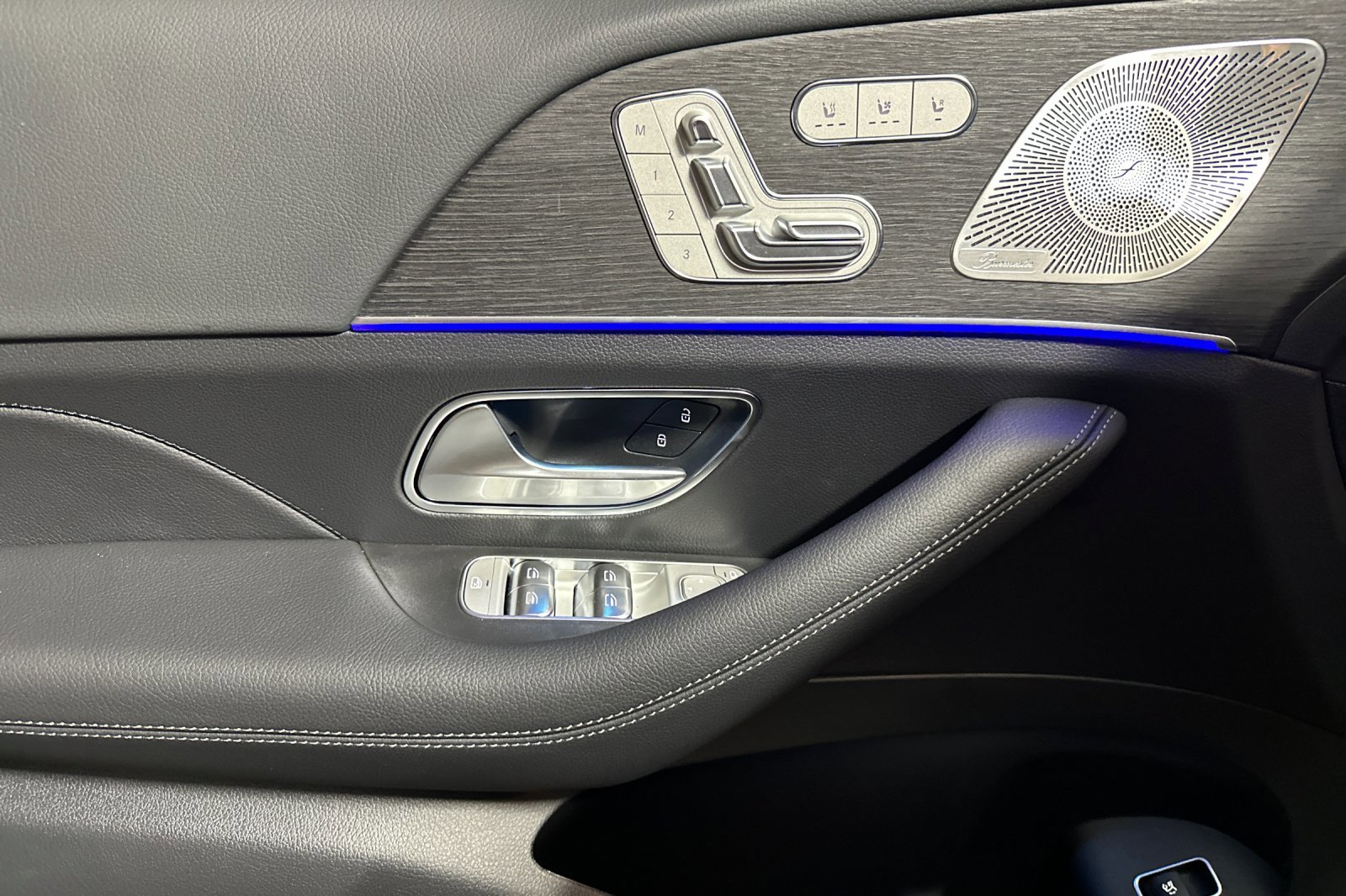 New 2026 Mercedes-Benz GLE 450 4MATIC Coupe image 11