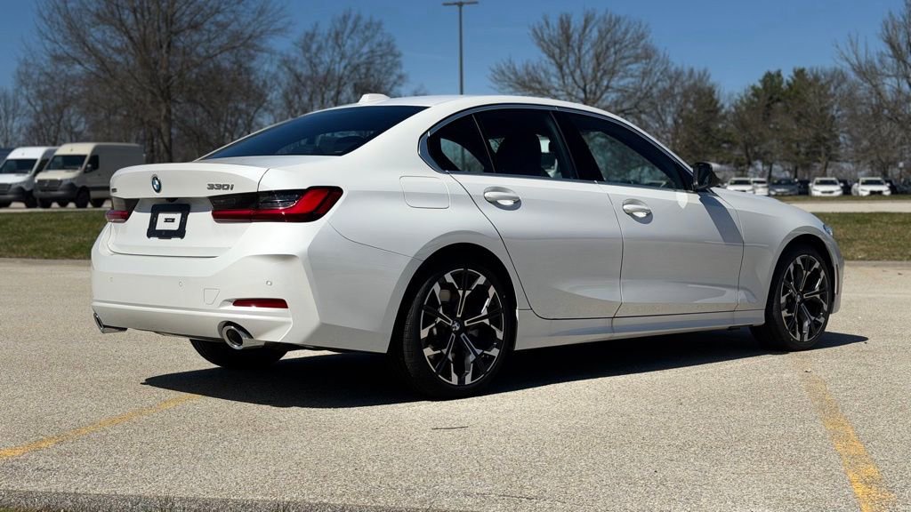 New 2026 BMW 330i xDrive Sedan w/ Premium Package image 6