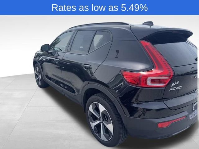 Used 2025 Volvo XC40 B5 Plus w/ Climate Package image 16