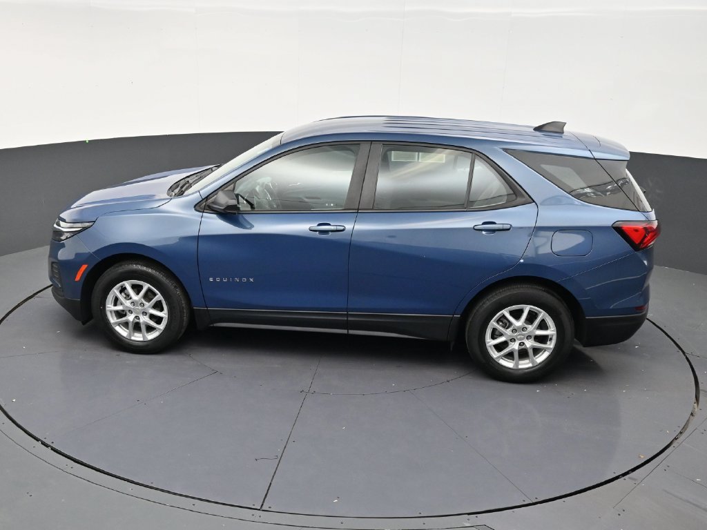 Used 2024 Chevrolet Equinox LS FWD image 10