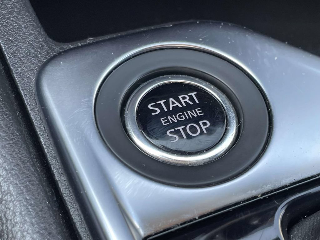 Used 2022 Nissan Sentra SV FWD image 28