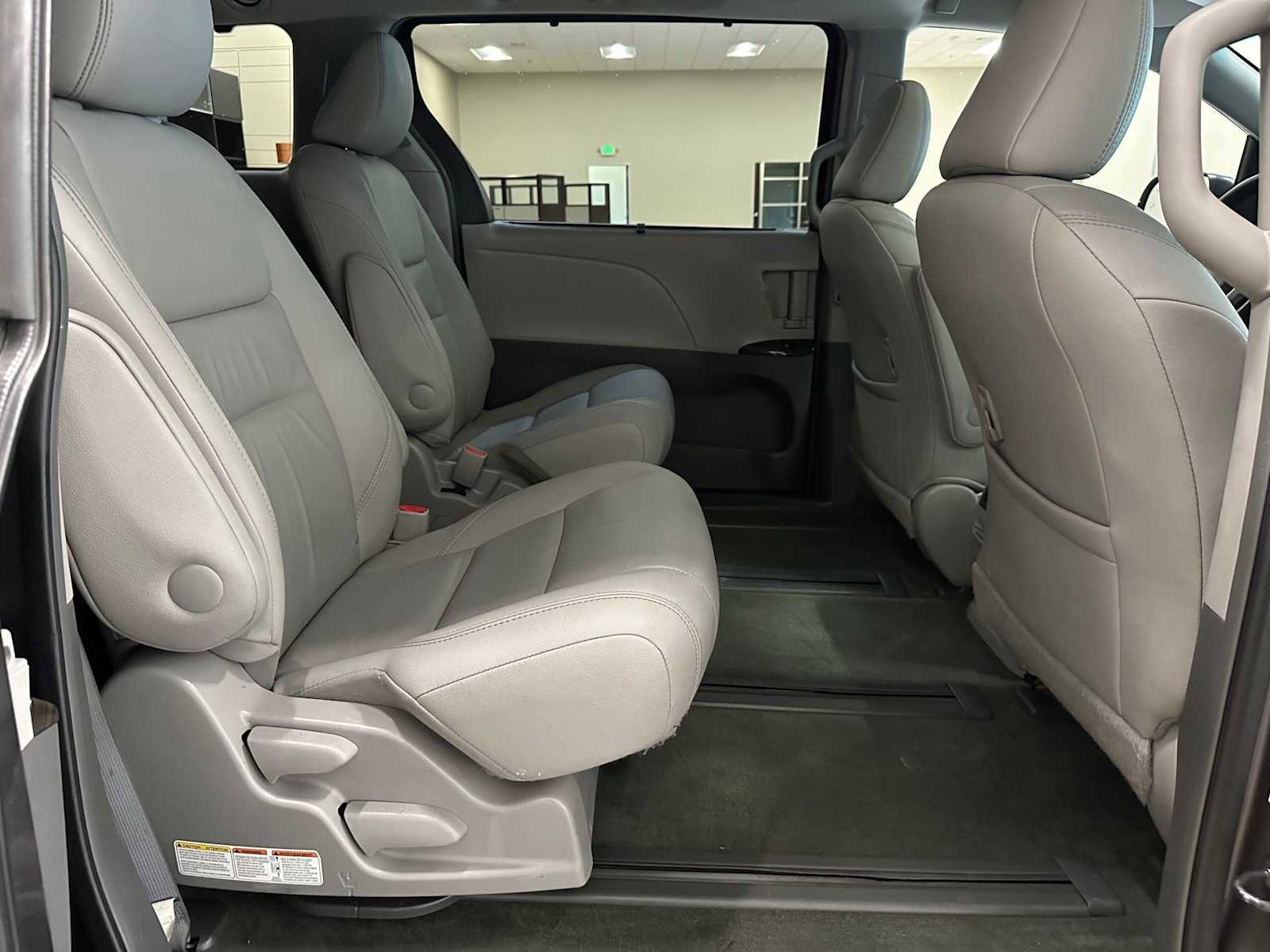 Used 2015 Toyota Sienna XLE w/ XLE Navigation Package image 26