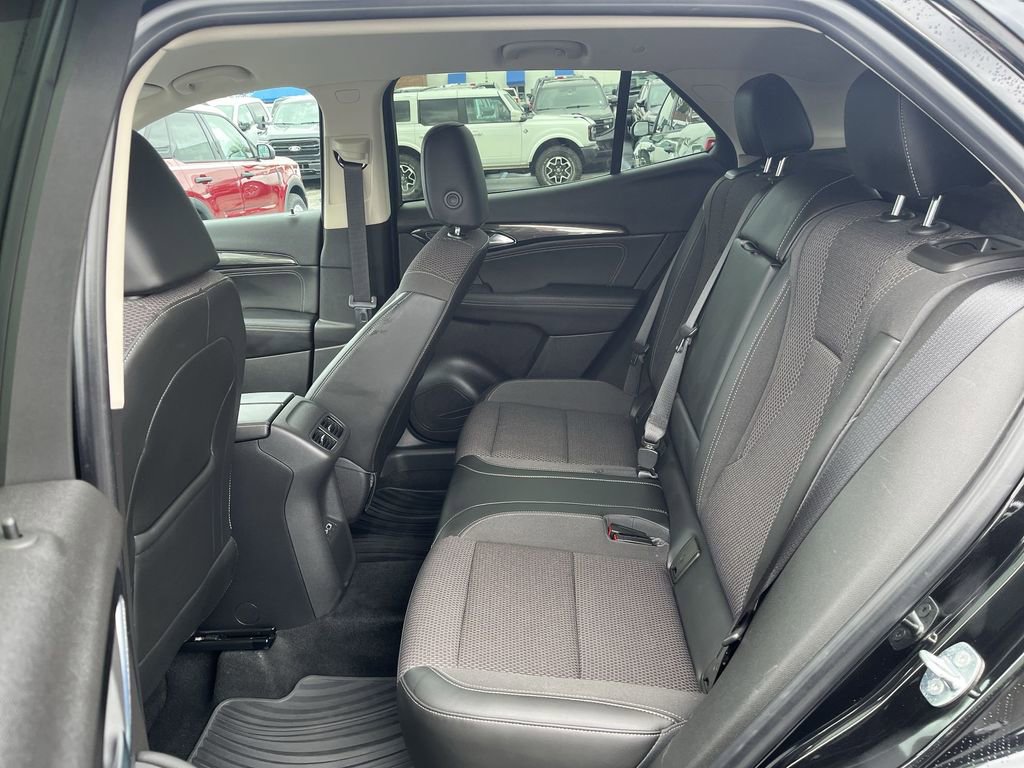 Used 2021 Buick Envision Preferred AWD/4WD image 4