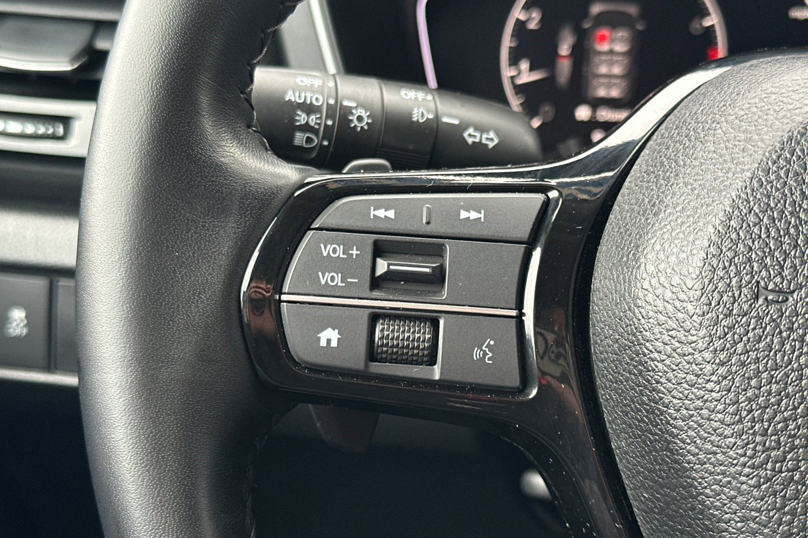 Used 2024 Honda Pilot Touring image 31