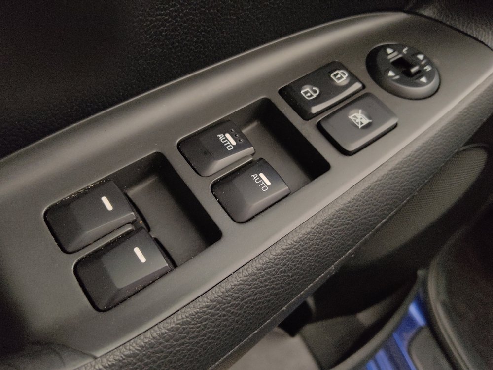 Used 2018 Kia Forte S w/ S Technology Plus Package image 27