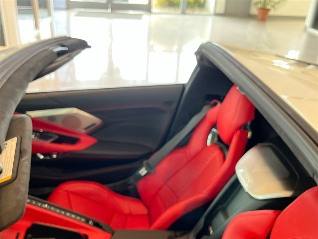 New 2025 Chevrolet Corvette E-Ray image 19