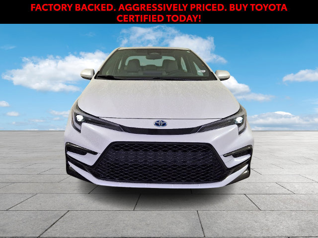 Certified 2024 Toyota Corolla SE w/ Convenience Package FWD image 3