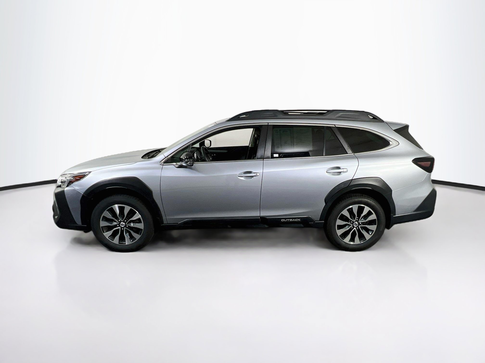 Used 2023 Subaru Outback Limited XT AWD/4WD image 8