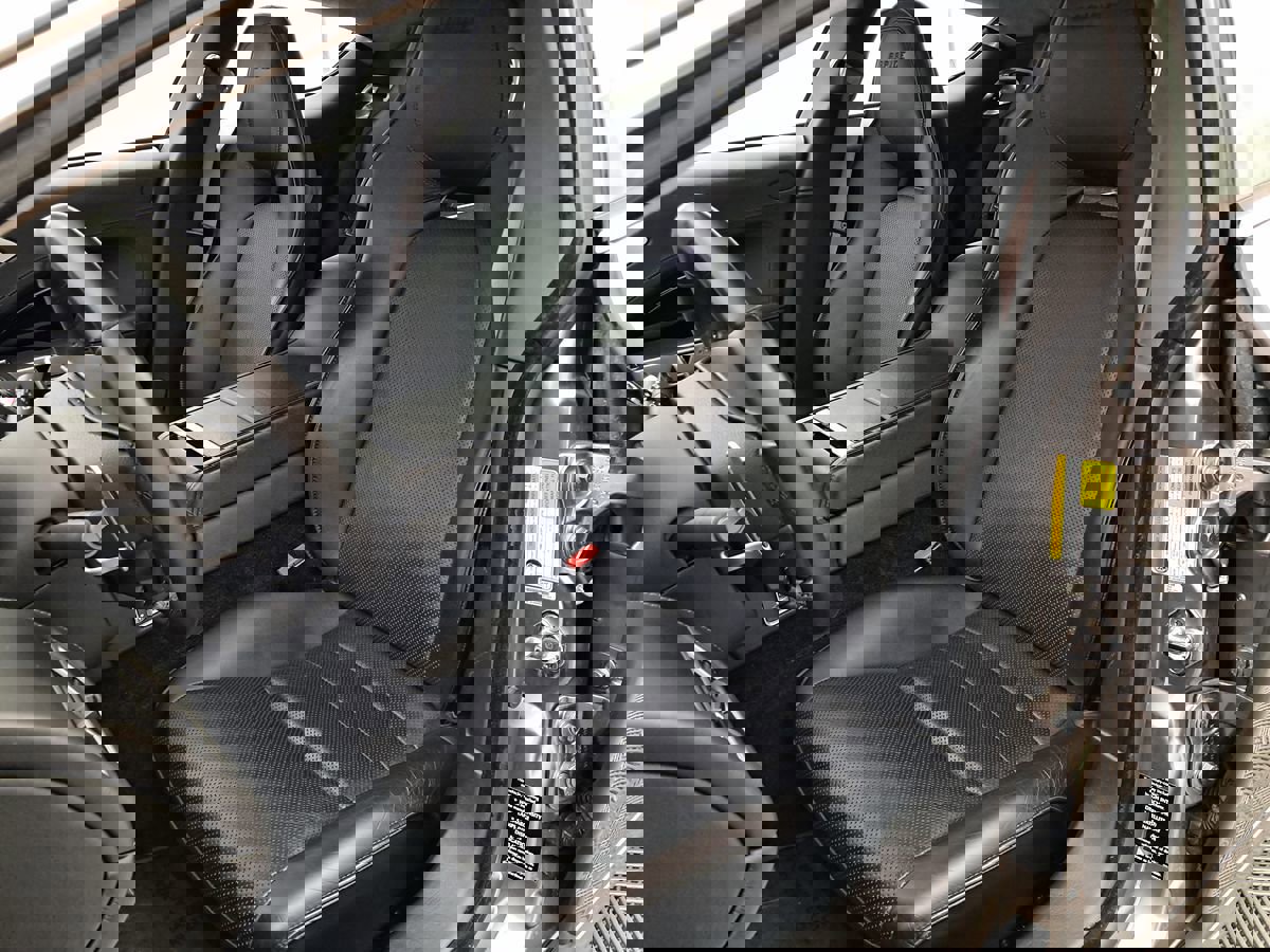 Used 2011 Aston Martin Rapide image 11