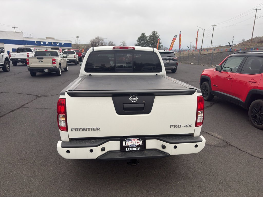 Used 2018 Nissan Frontier PRO-4X AWD/4WD image 3