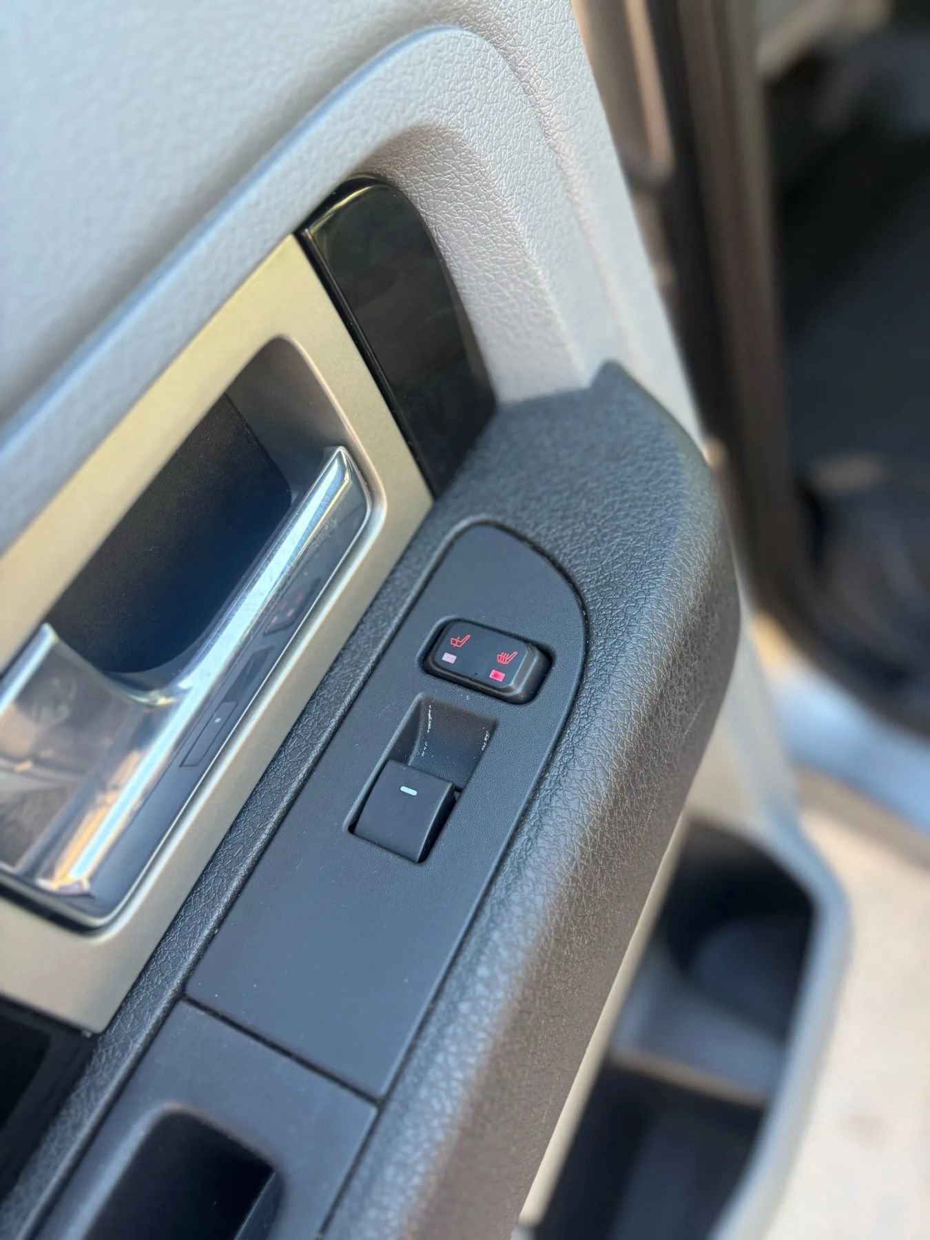 Used 2012 Ford F150 Platinum image 13