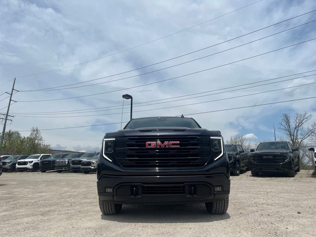 Used 2026 GMC Sierra 1500 Elevation AWD/4WD image 4