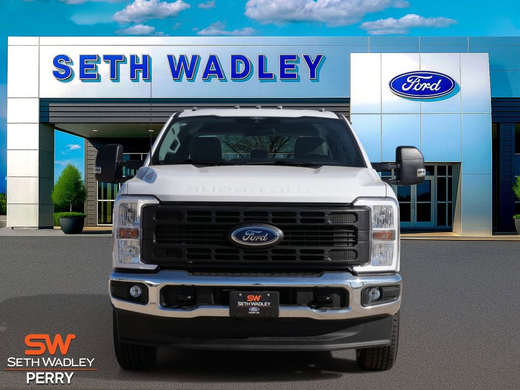 New 2026 Ford F350 XL w/ XL Chrome Package image 4