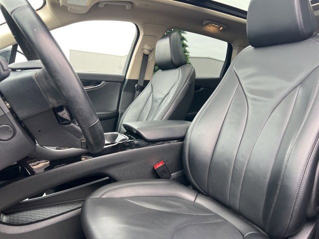 Used 2023 Lincoln Nautilus Reserve image 14