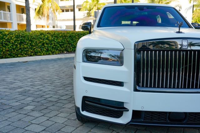 Used 2023 Rolls-Royce Cullinan Black Badge w/ Driver's Package image 4