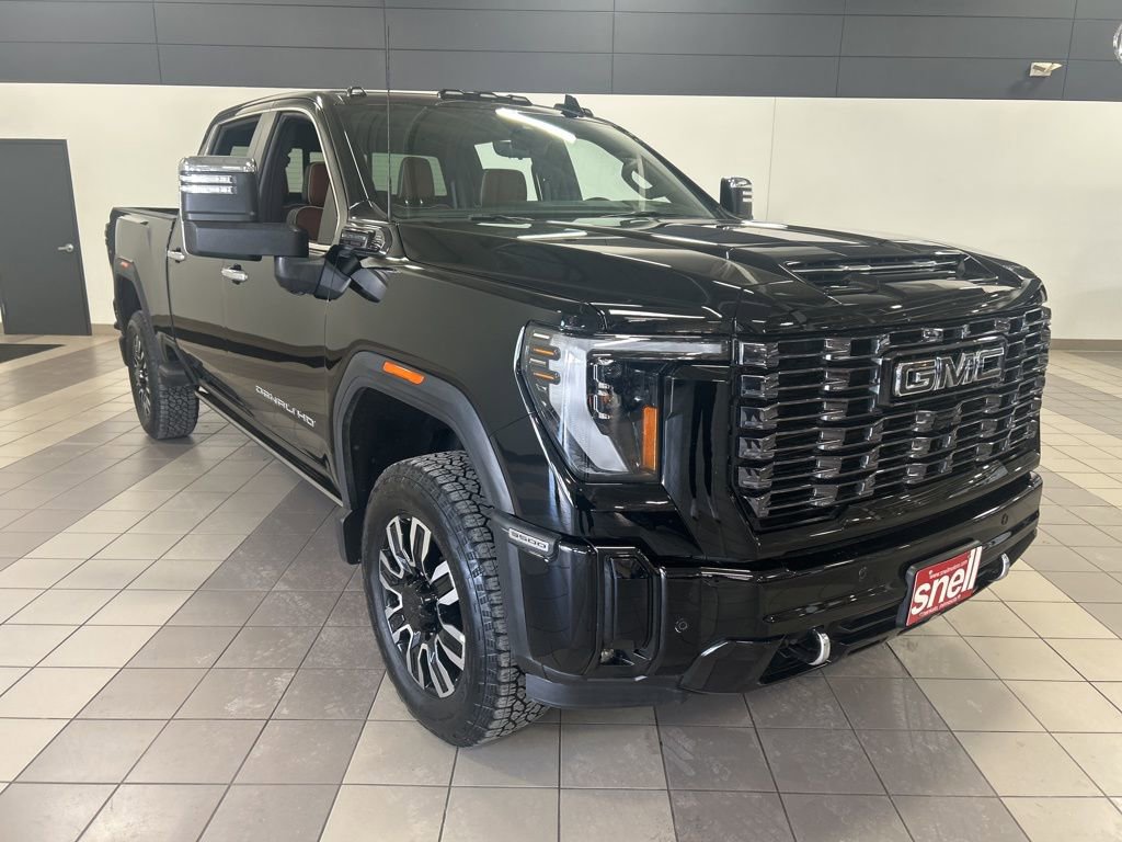 Used 2025 GMC Sierra 3500 Denali Ultimate image 10