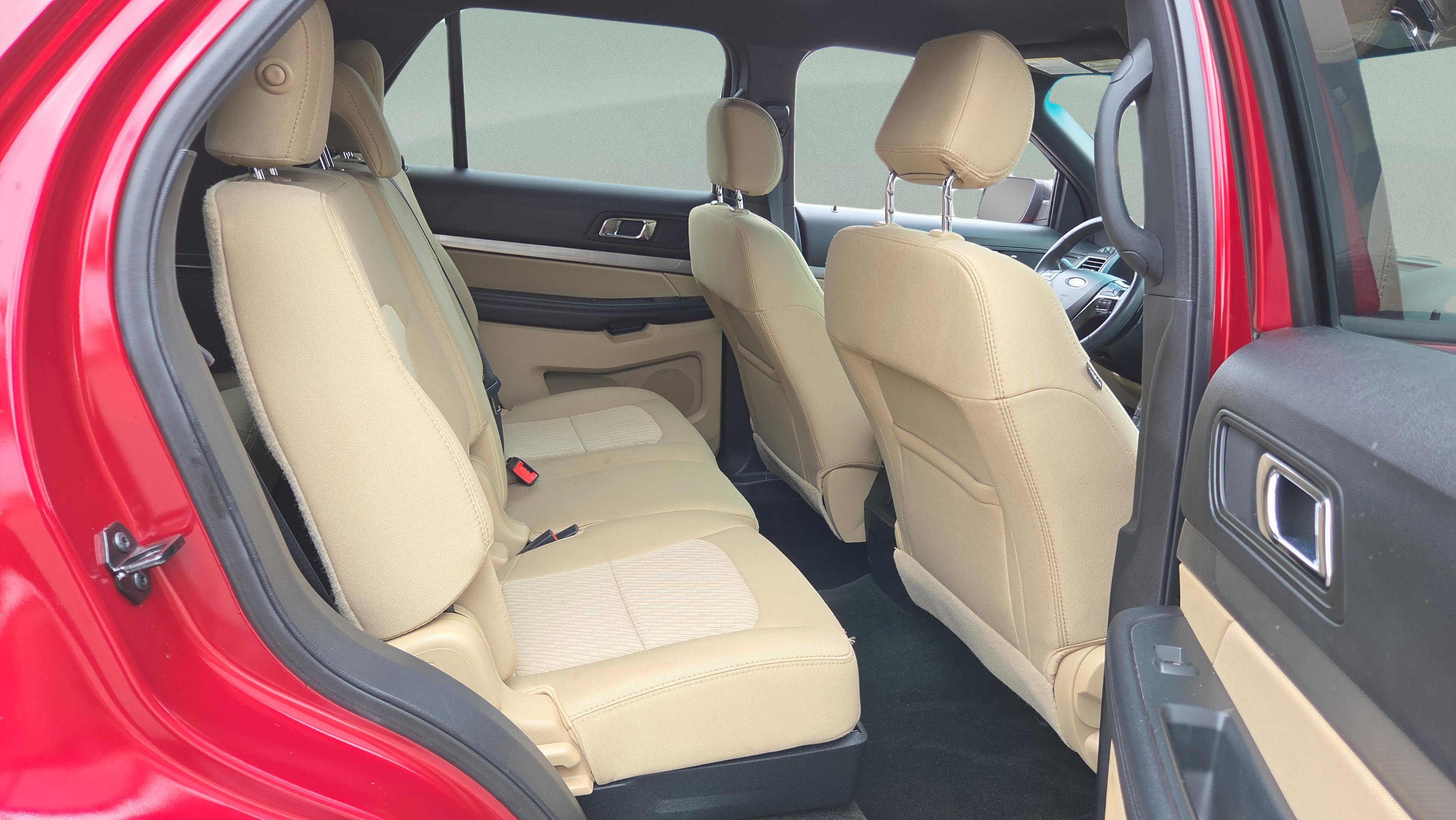 Used 2017 Ford Explorer FWD image 15