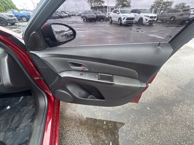 Used 2016 Chevrolet Cruze LT FWD image 16